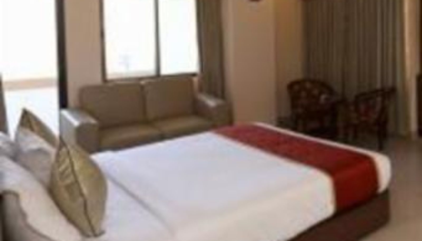 Superior room (single) - The Contour Hotel