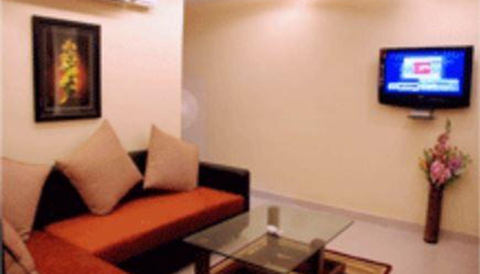 Hall - Sri Madhura Inn