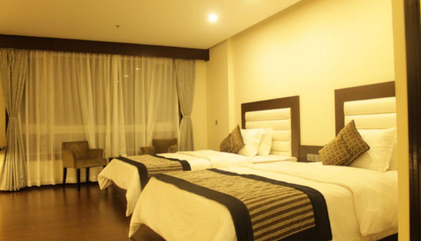 Info - Montana Hotel