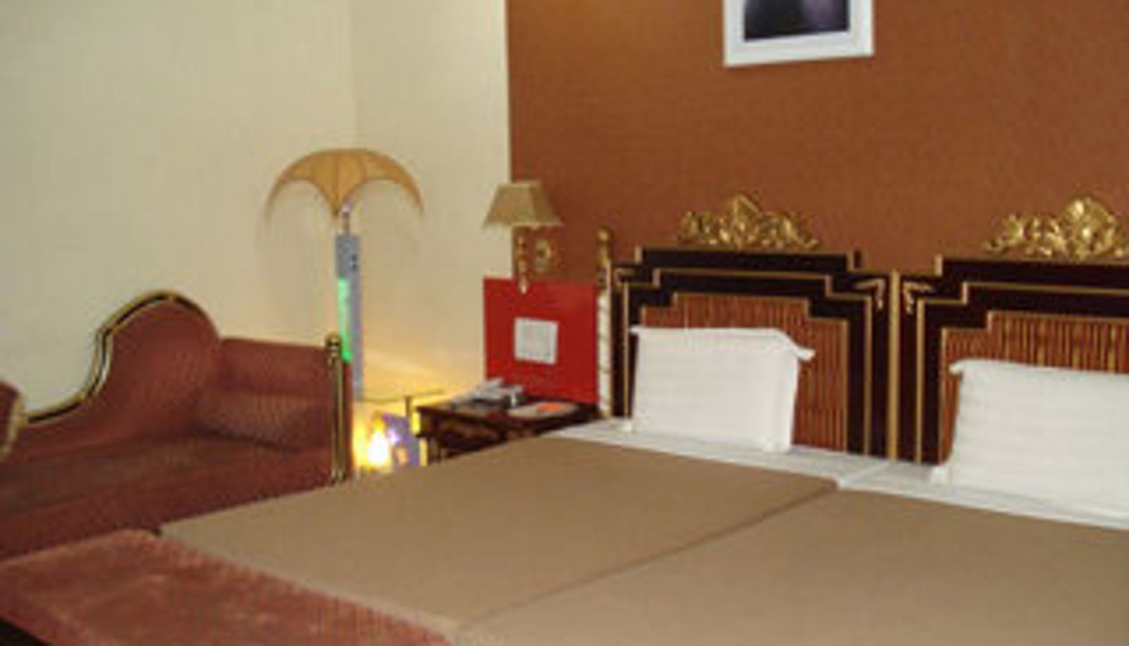 Superior room (single) - Hotel Rahul Deluxe