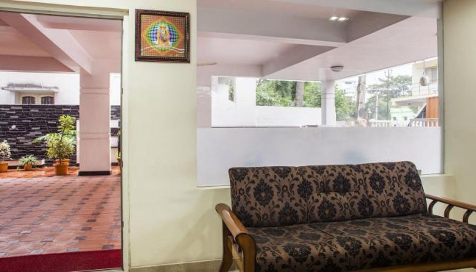 Hall - White Villa