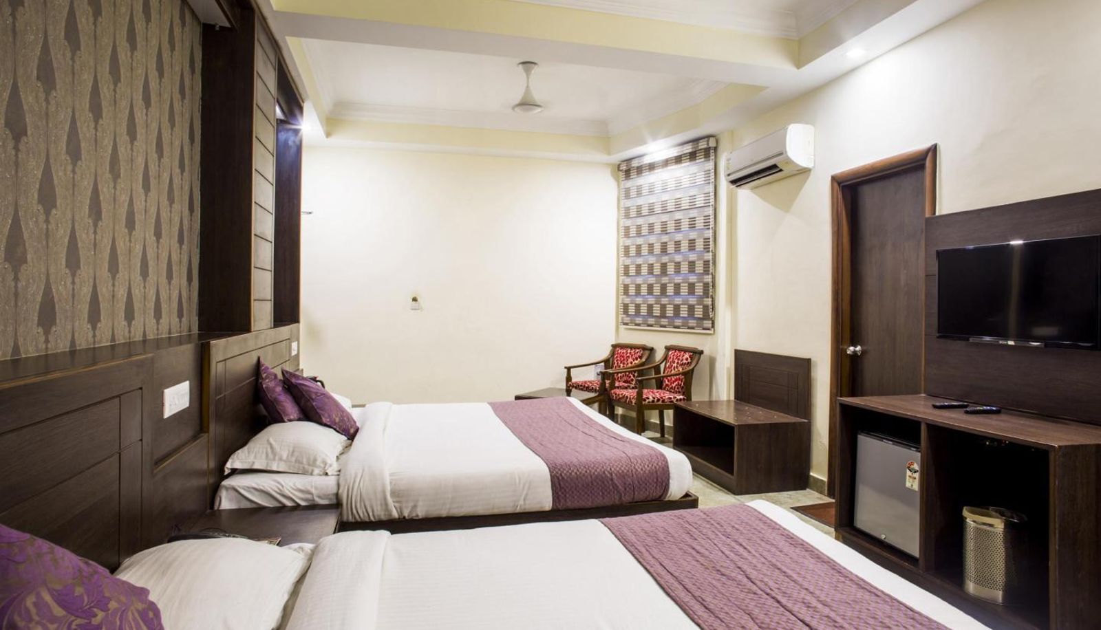 Información - Anurag Hotel