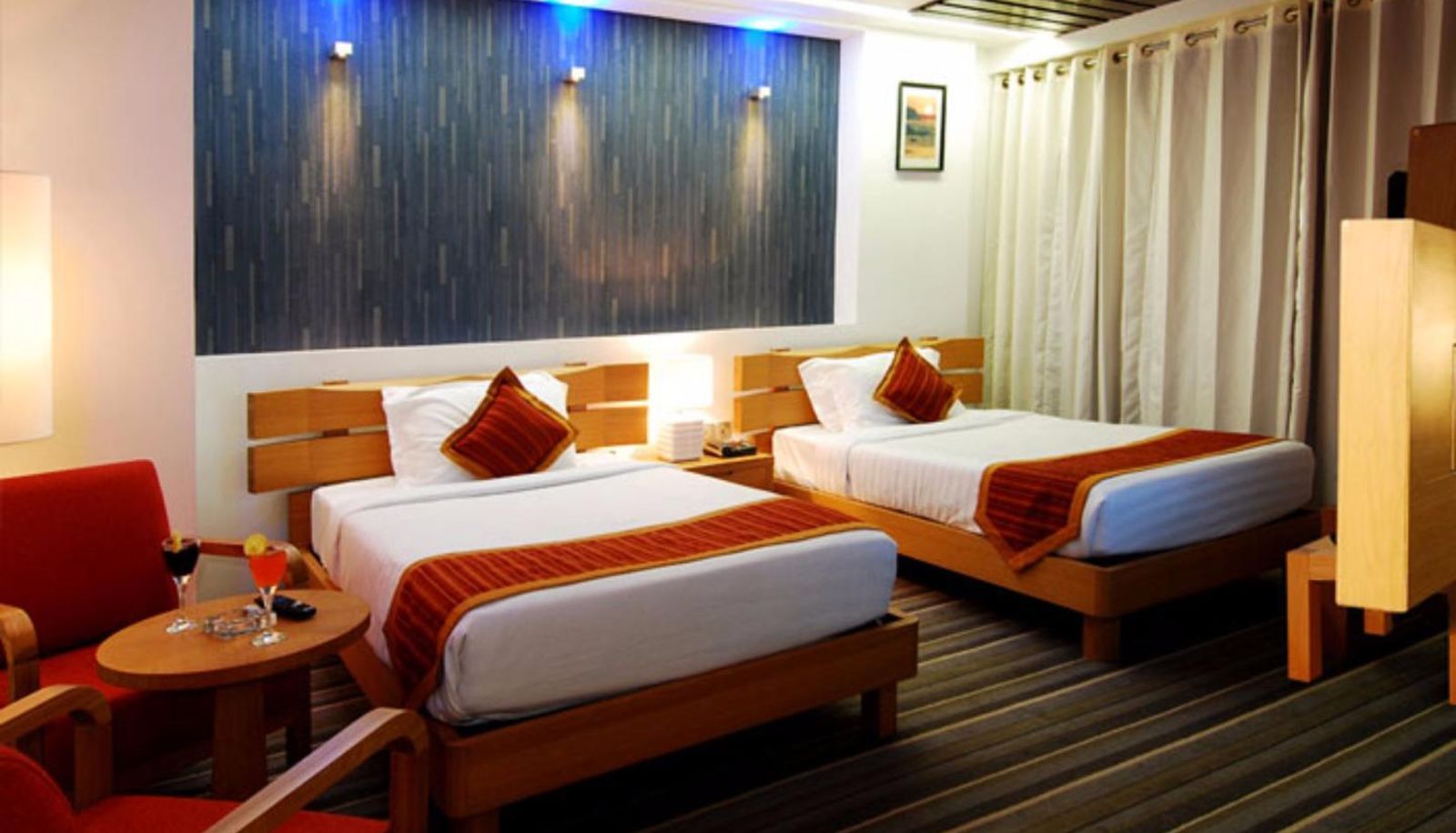 Info - Hotel Onn