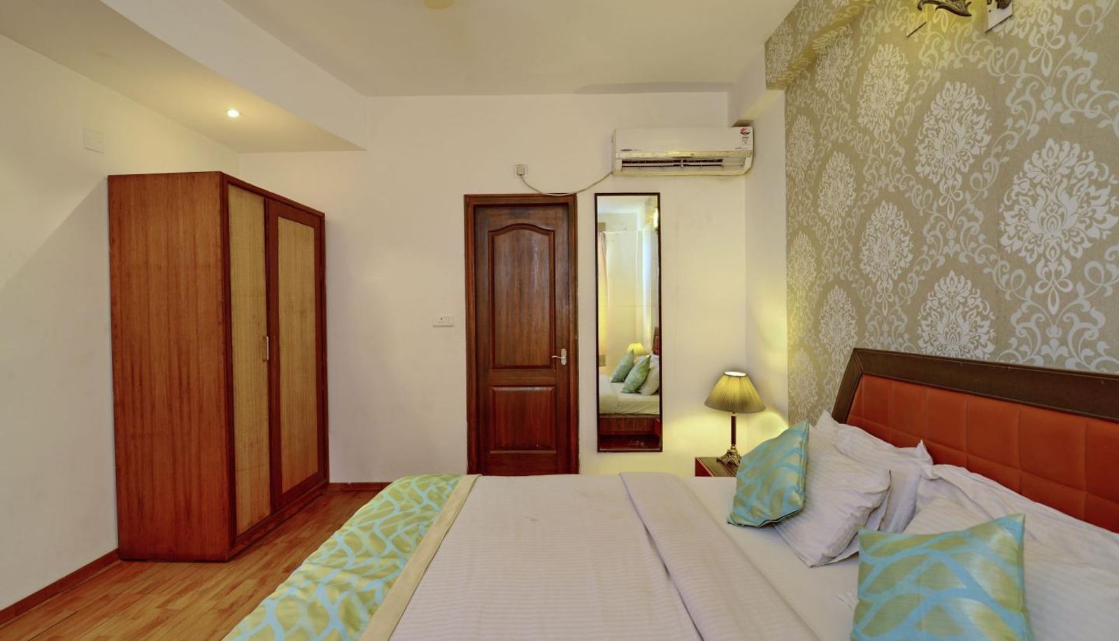 Info - Surya Beach Inn