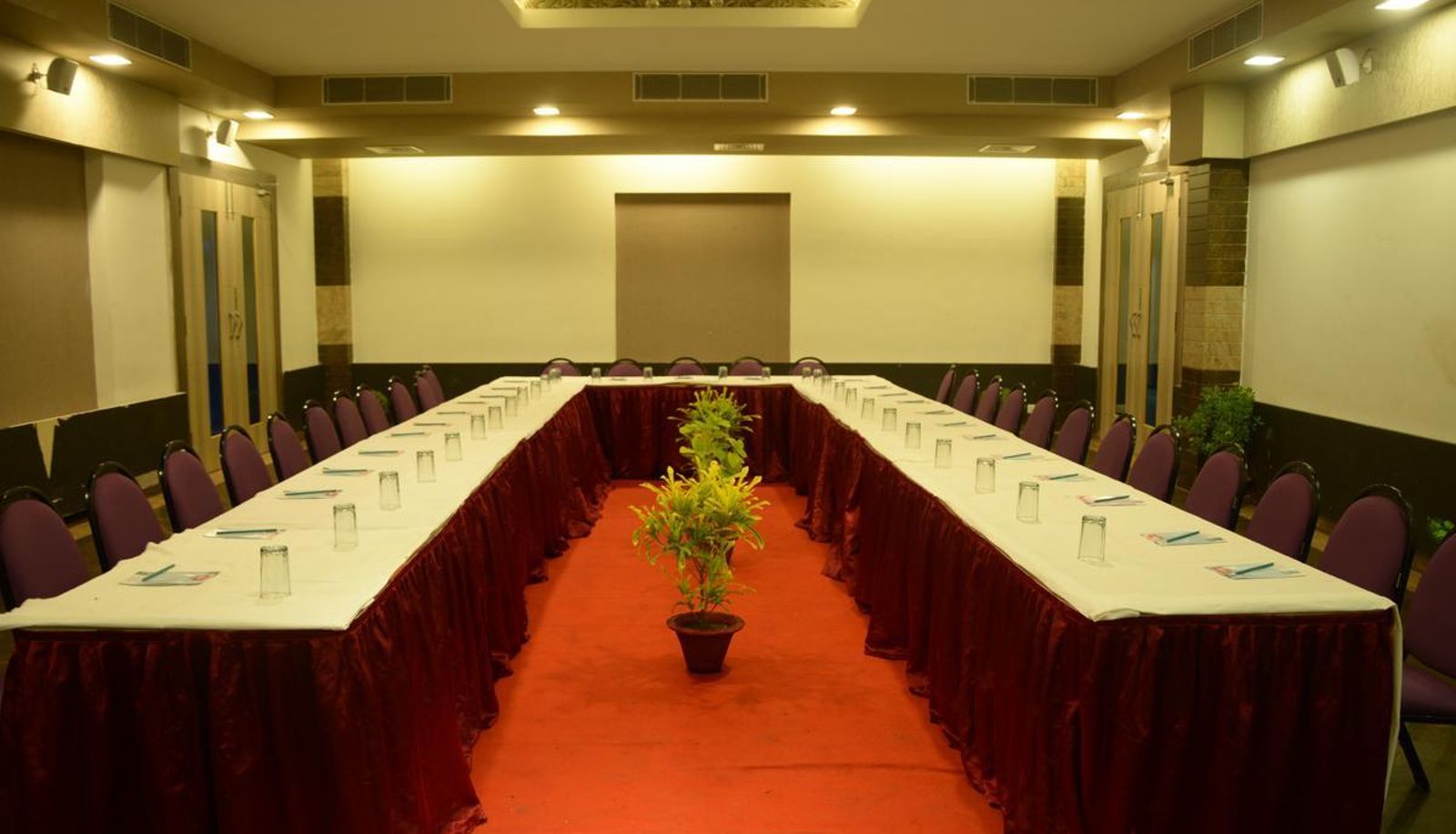 Conference room - Hotel Jamindars  Palace