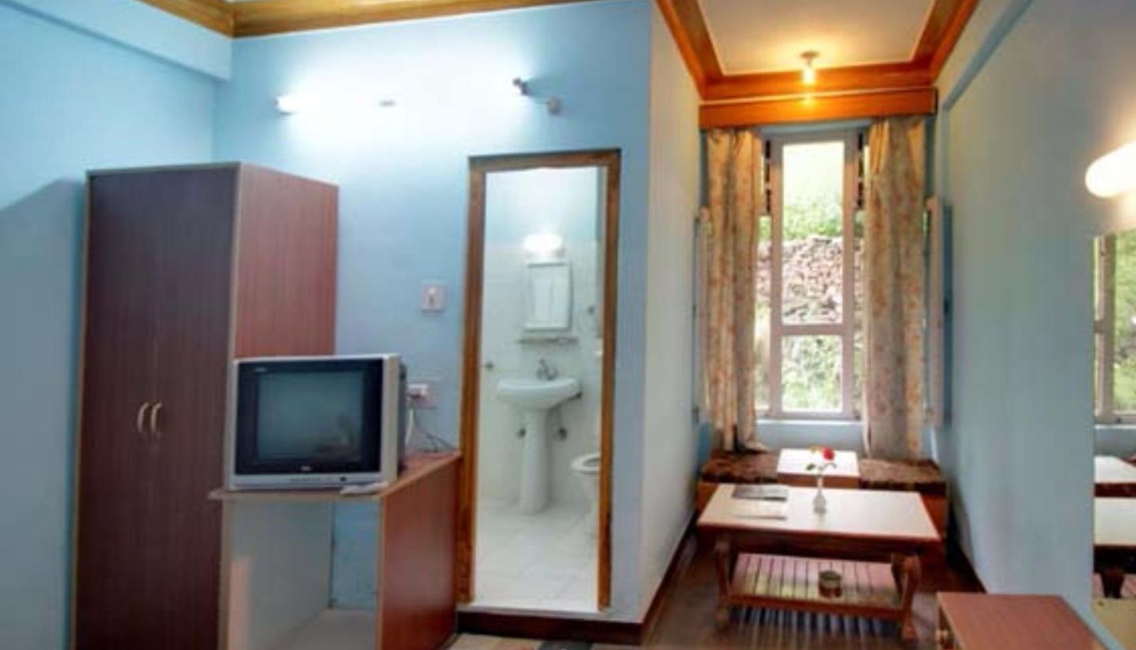 Info - Himalayan Hamlet Resort