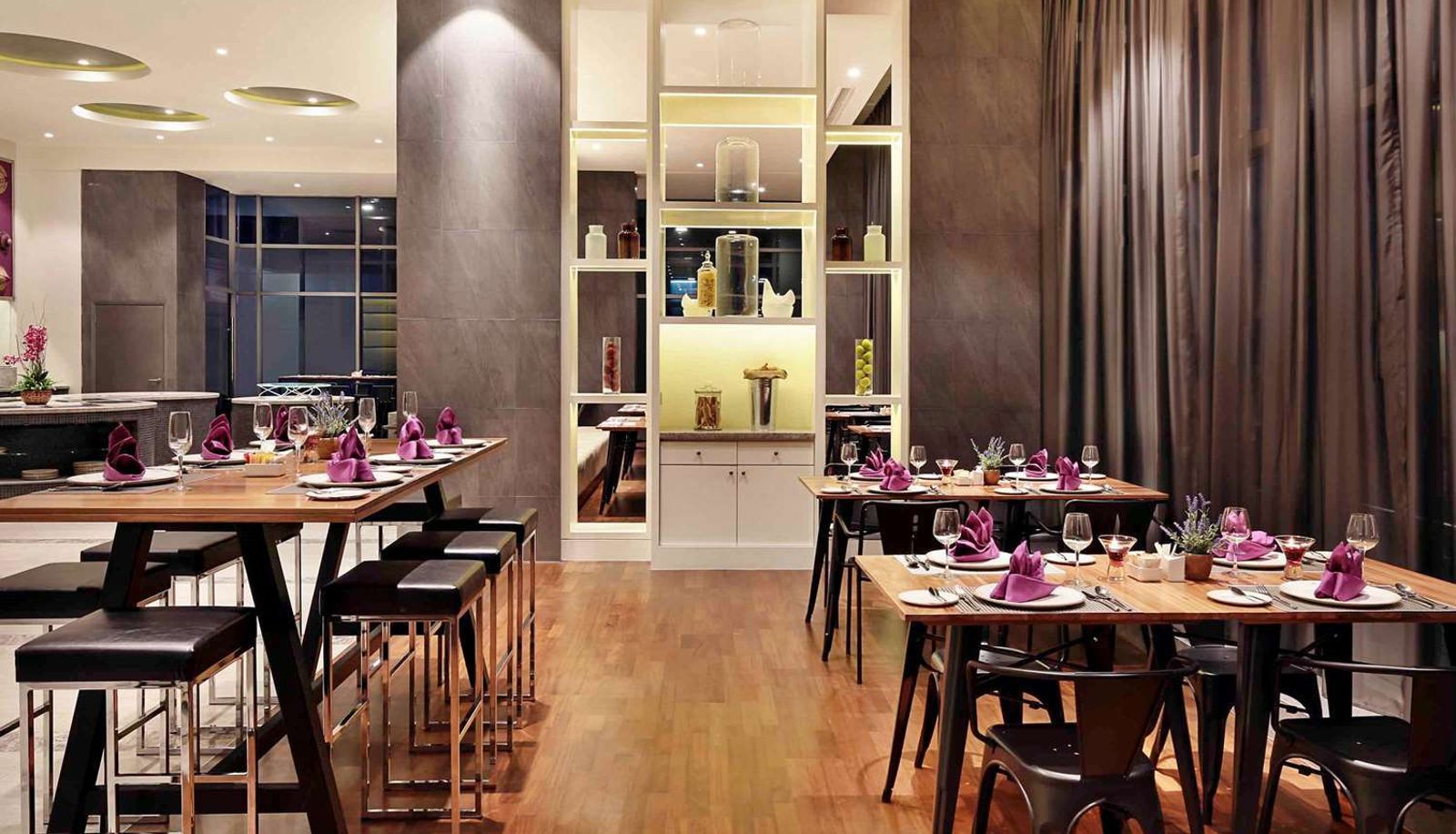 Restaurant - Radisson Hotel Kota Kinabalu MetroTown