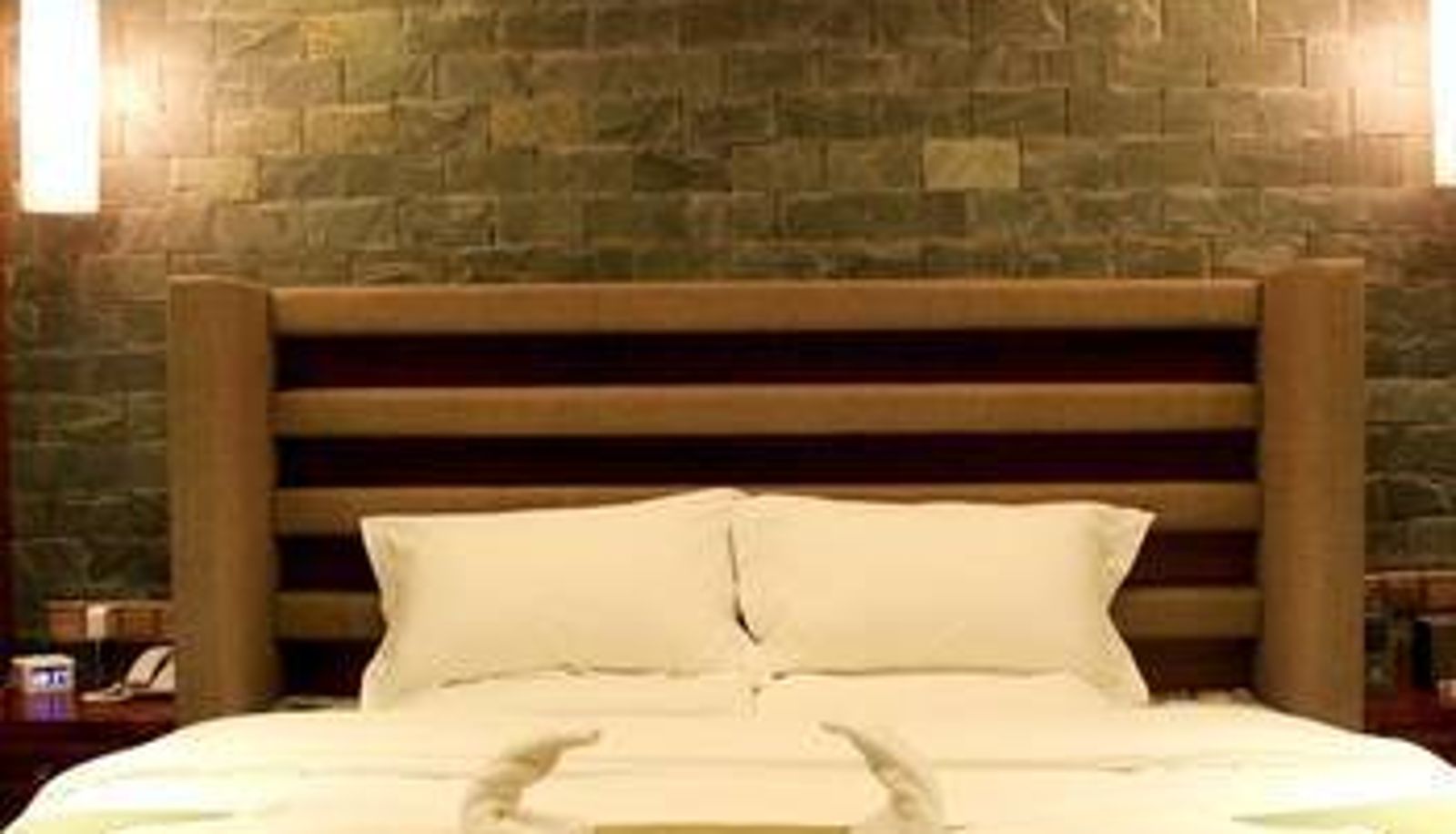 Camera - Tiandirenhe Chain Hotel