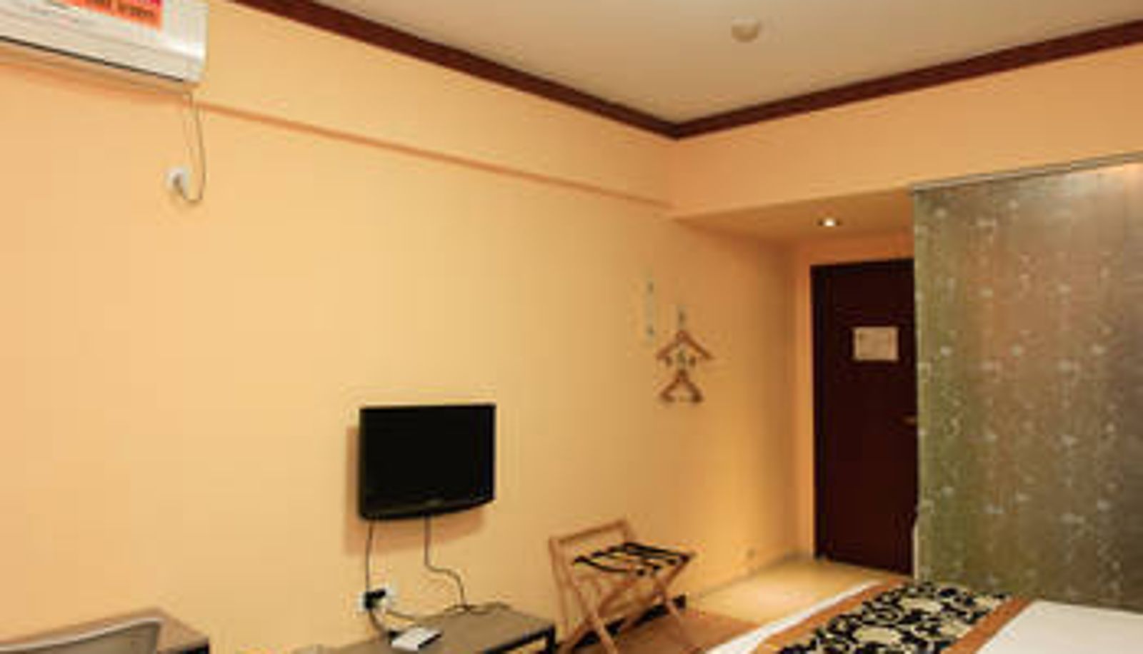 Camera - Bashu Dream Youth Hotel