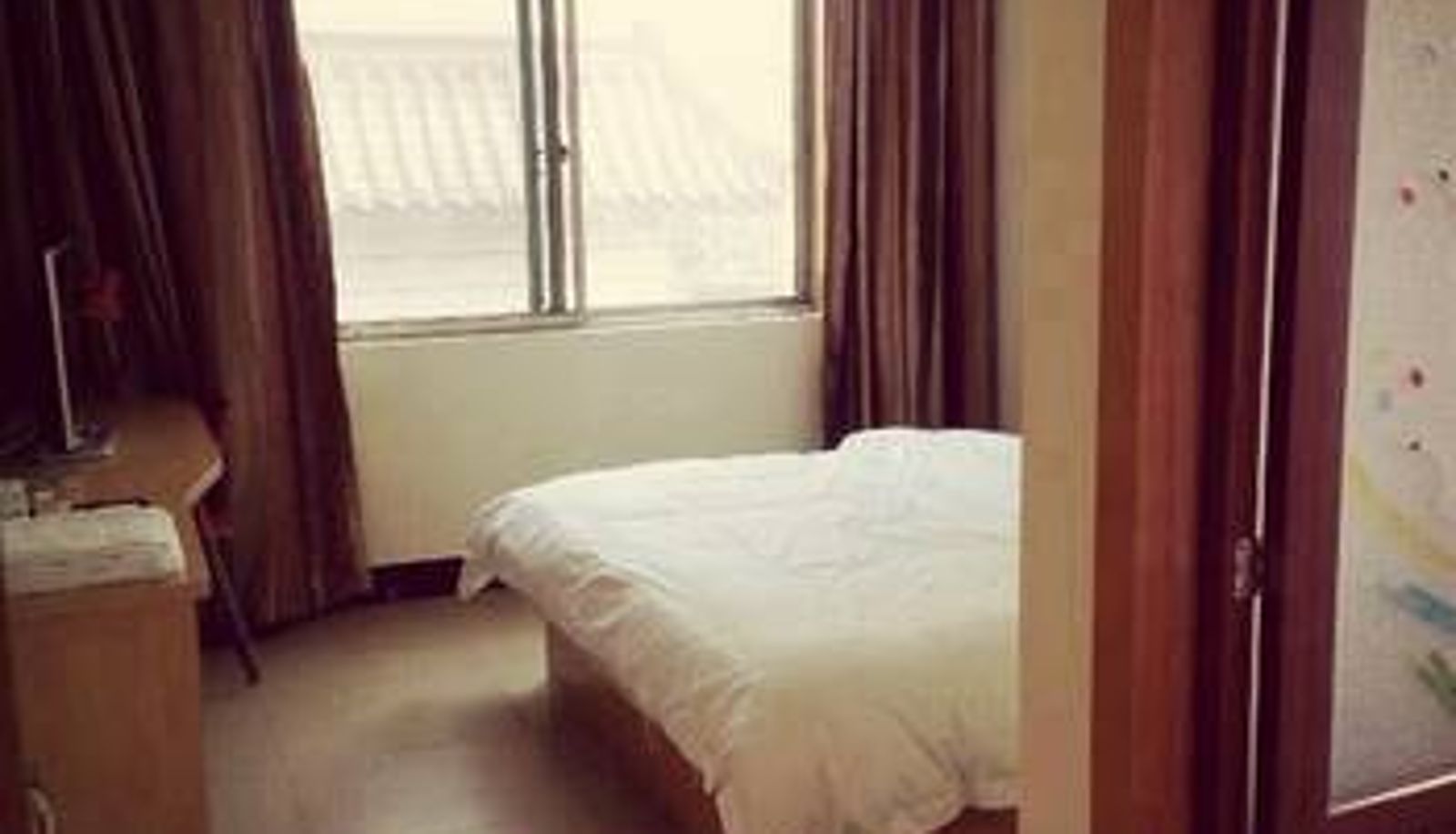 Room - school time inn