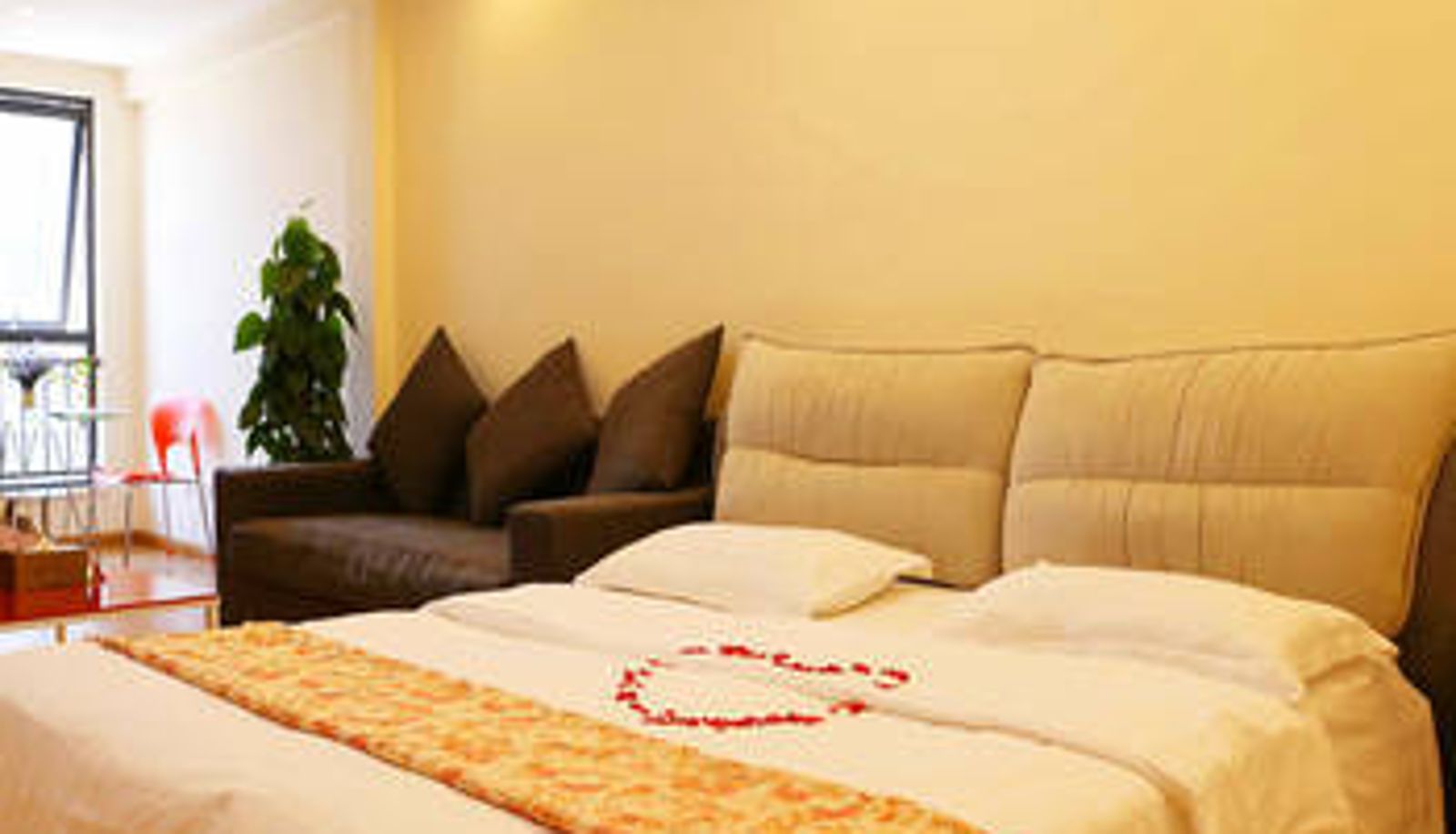 Außenansicht - Xiaodaughter-in-law Boutique Hotel (Longhu Shidai Tianjie Store)