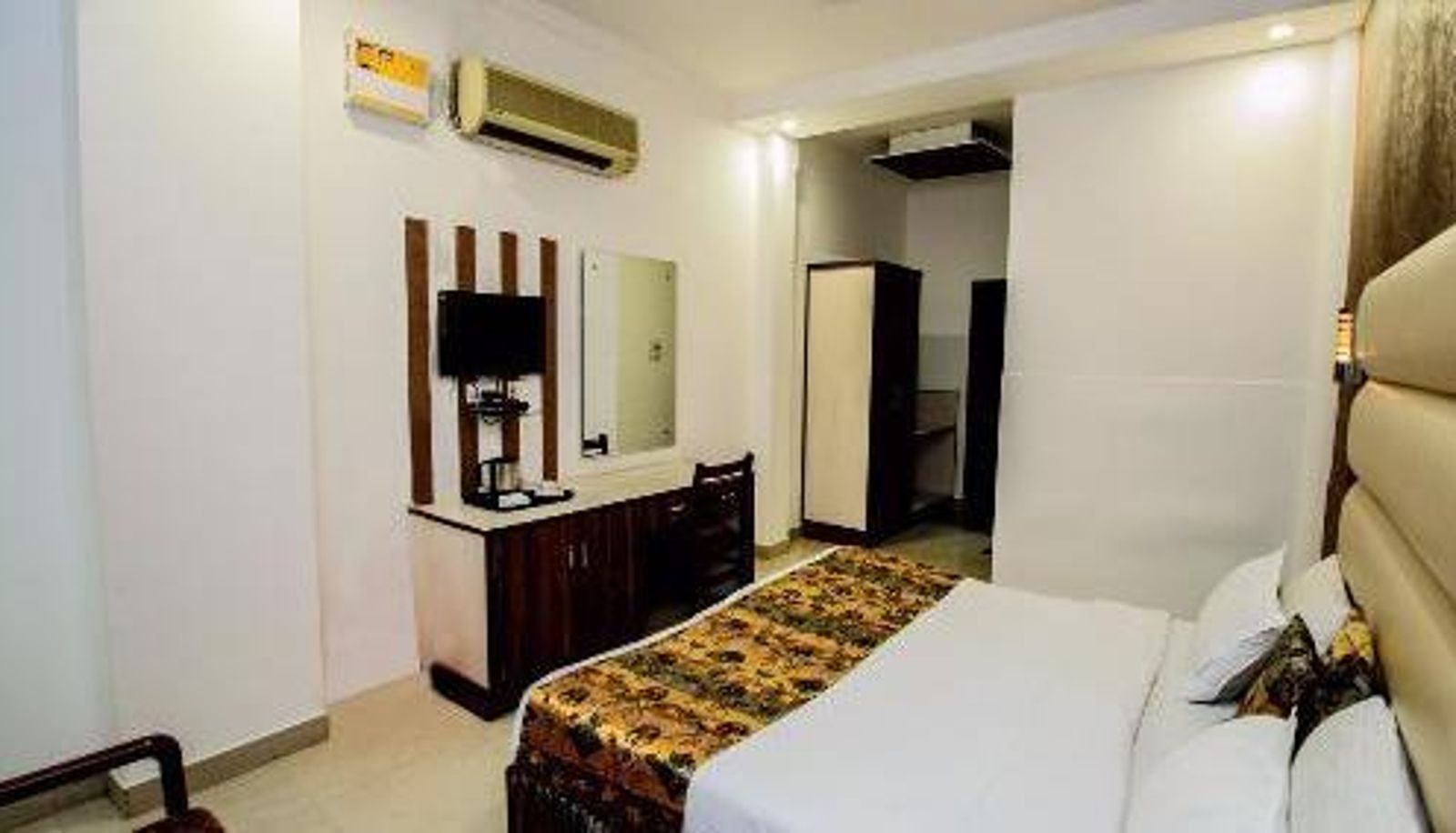 Chambre supérieure (simple) - Hotel Ricky Internatioanal