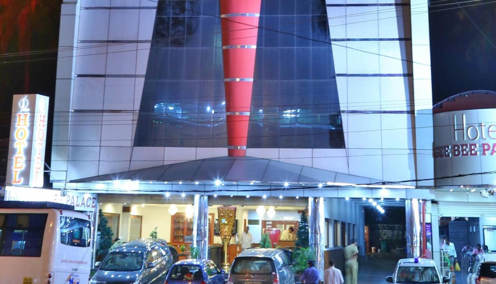Info - Hotel Gee Bee Palace