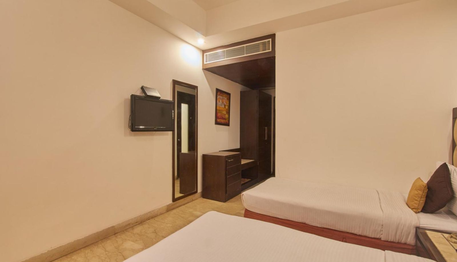 Info - Hotel Livasa Inn