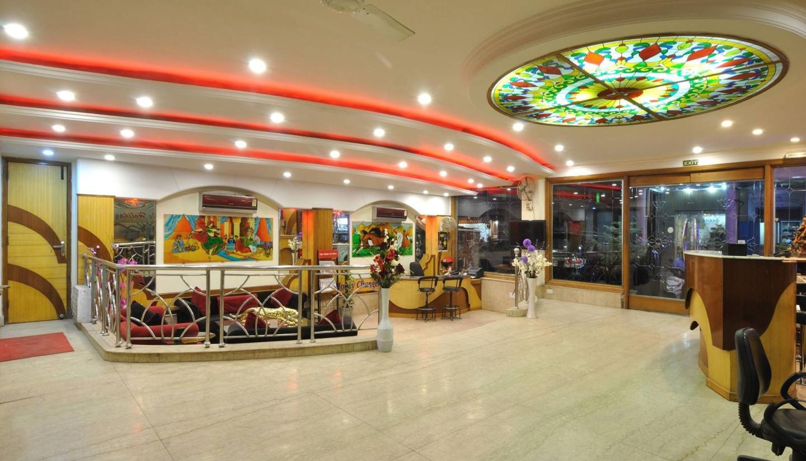 Informacje - Hotel De Holiday International @ New Delhi Station