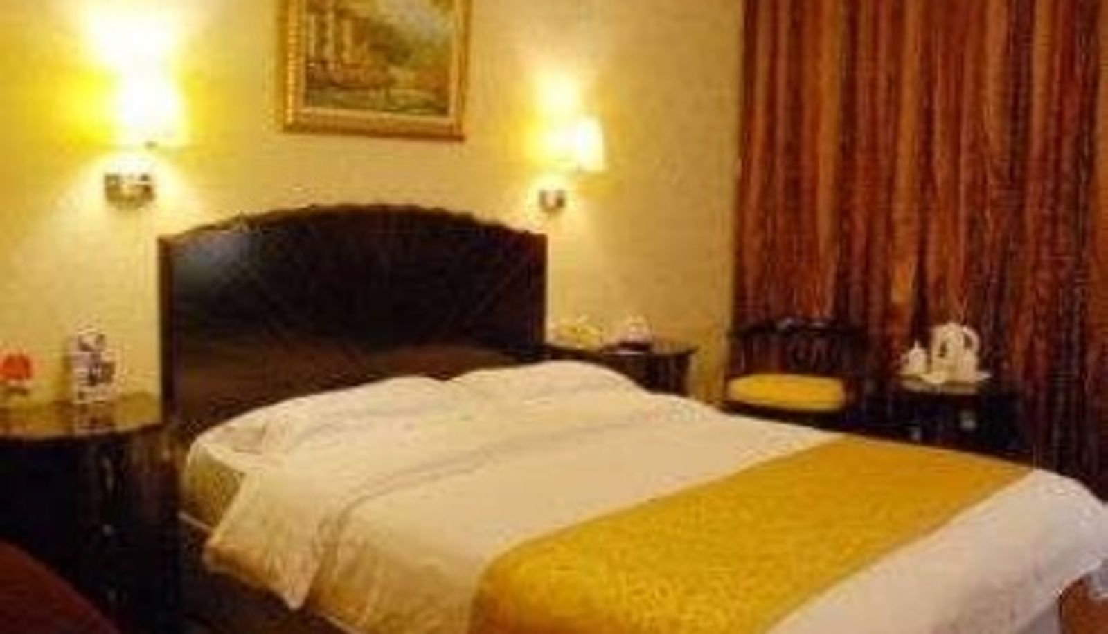 Zimmer - Super 8 (Beijing East Gulou Street)
