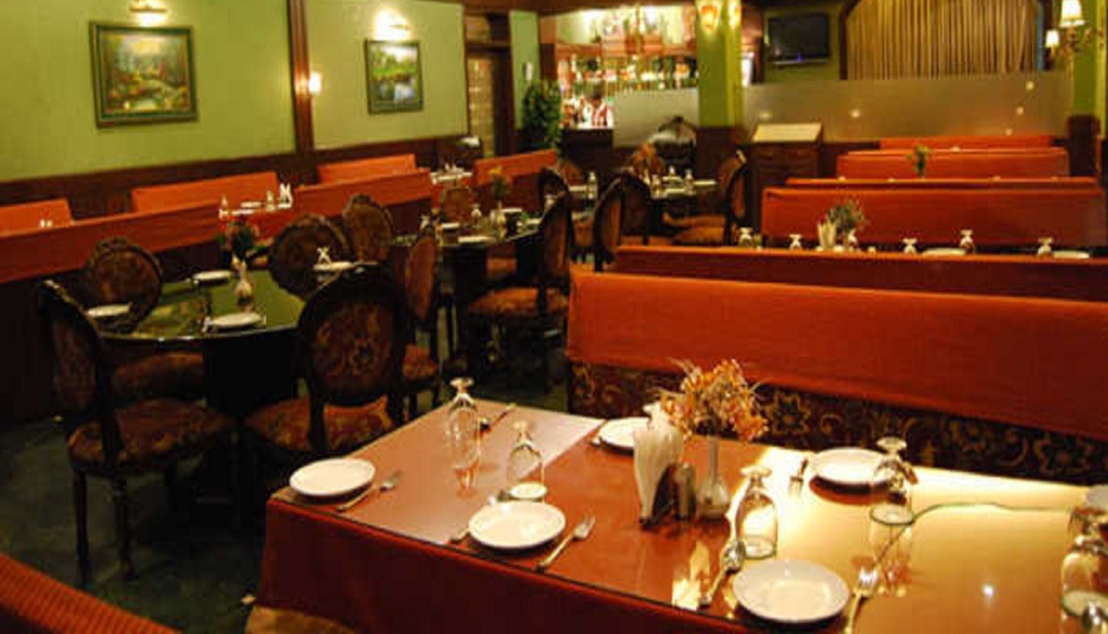 Ontbijtzaal in het restaurant - Hotel Diplomat Residency