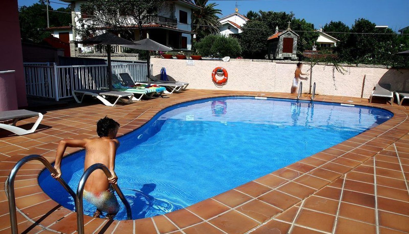 Piscina - Apartamentos Coral Do Mar I