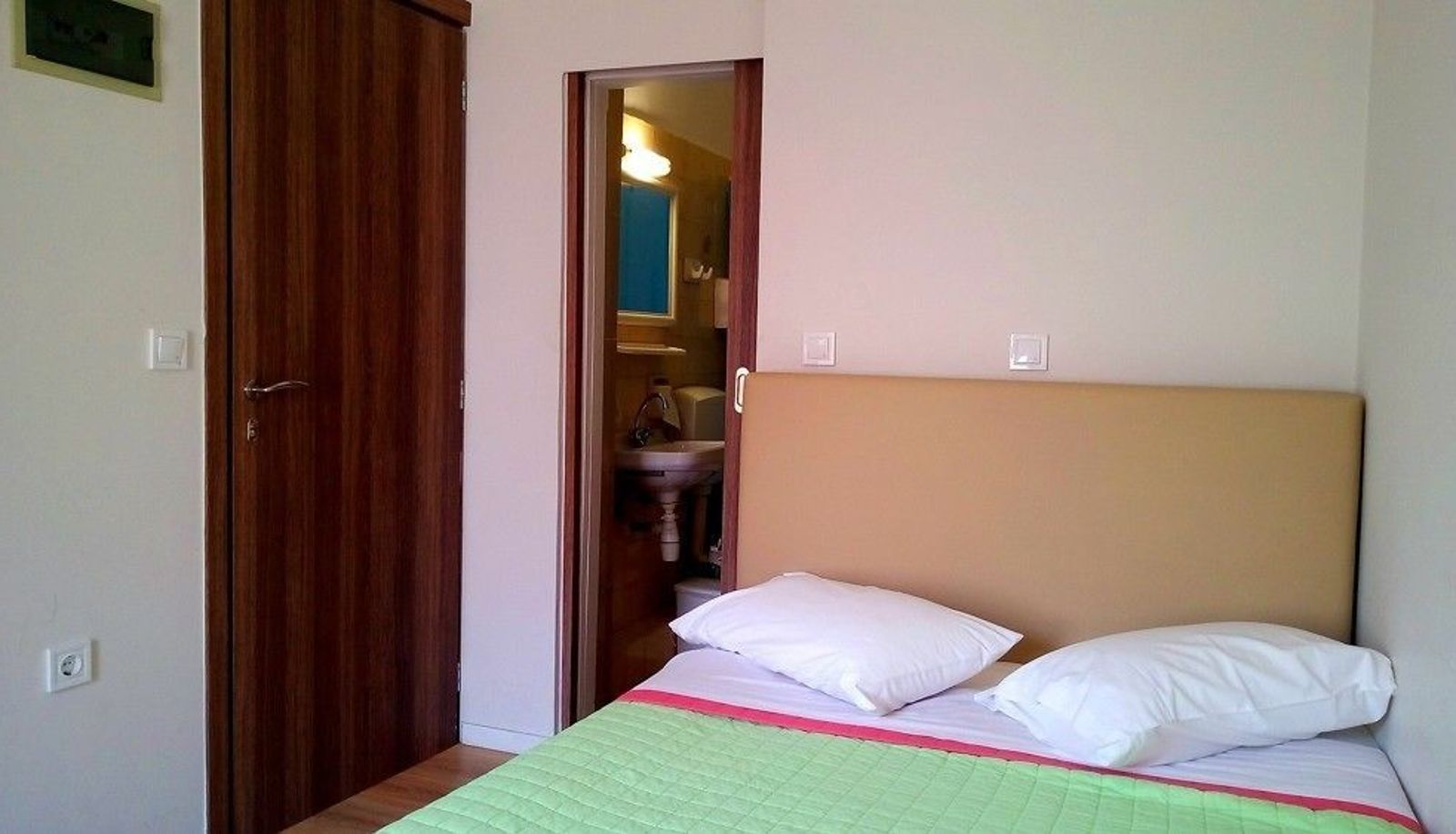 Camera standard - Katerina Rooms for Rent