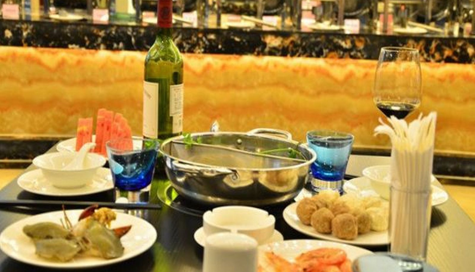 Restaurant - Sunshine International Hotel