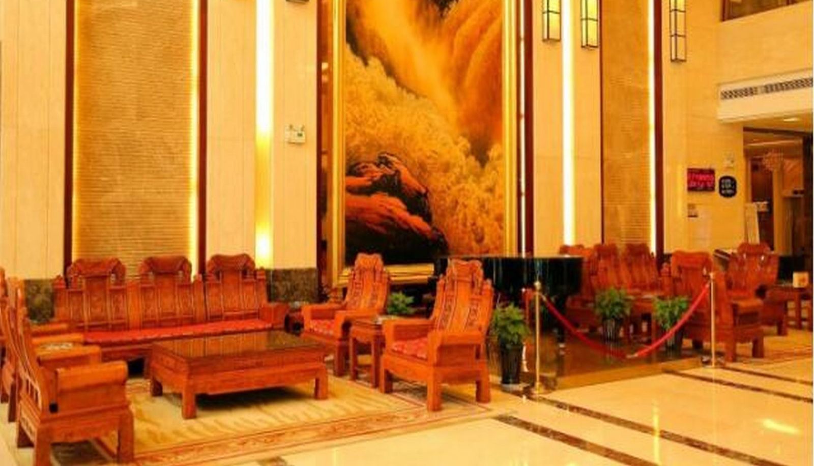 Vista interior - Hua Mao International Hotel