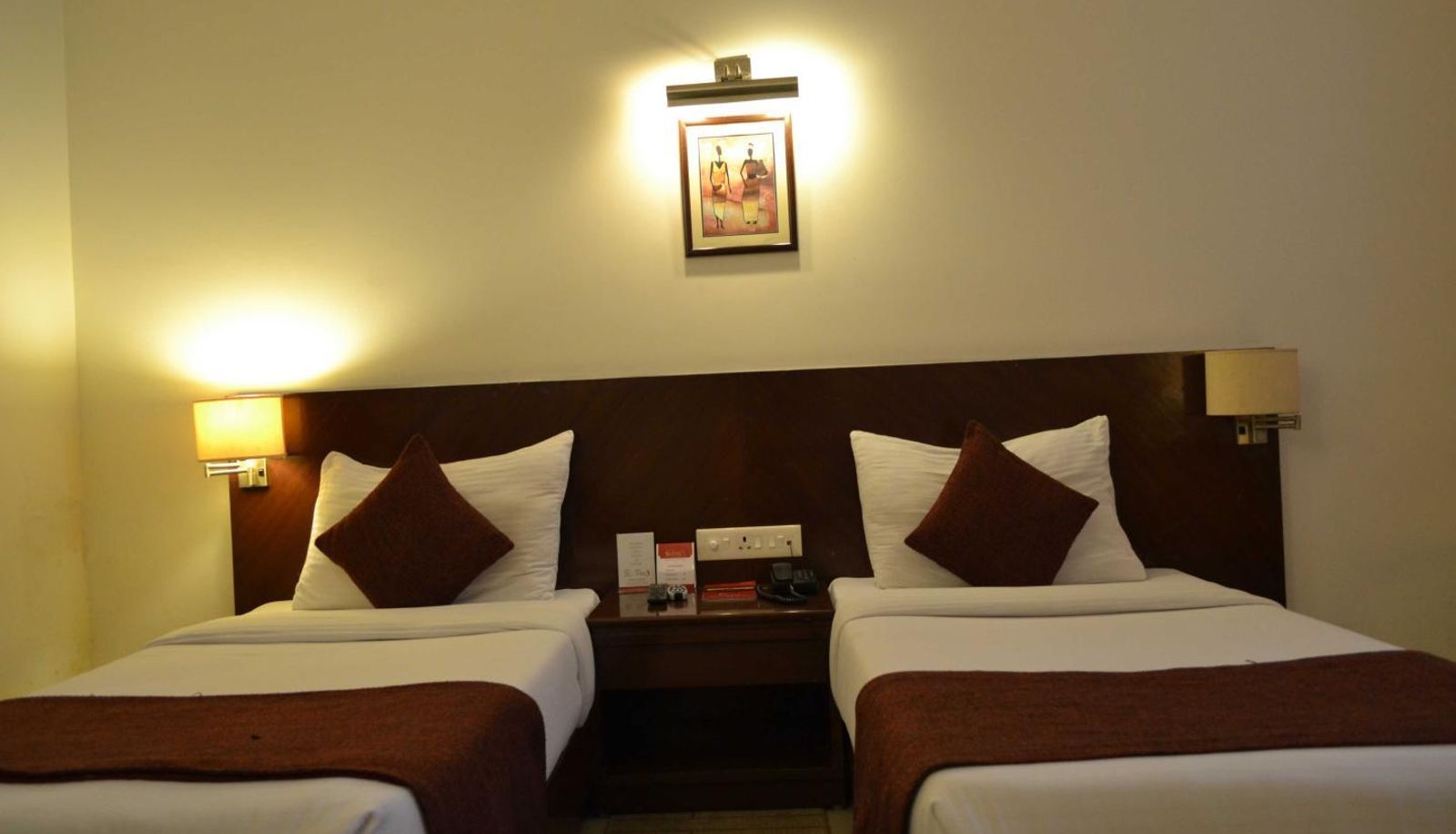 Info - Hotel Sobti Continental