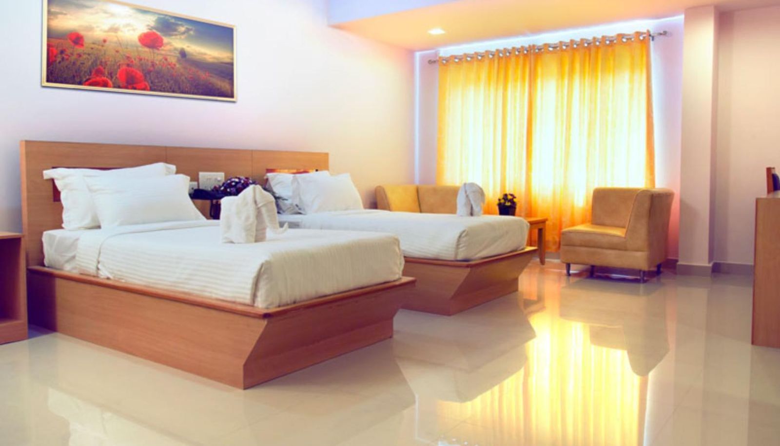 Info - Hotel Rainbow Suites