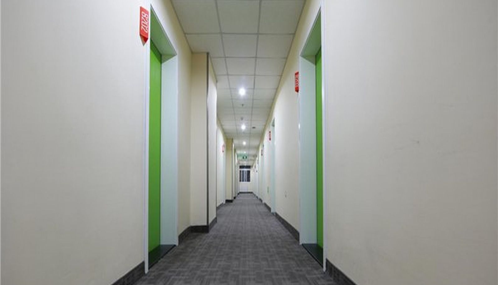 Wnętrze hotelu - Hanting Haiyou Dalian