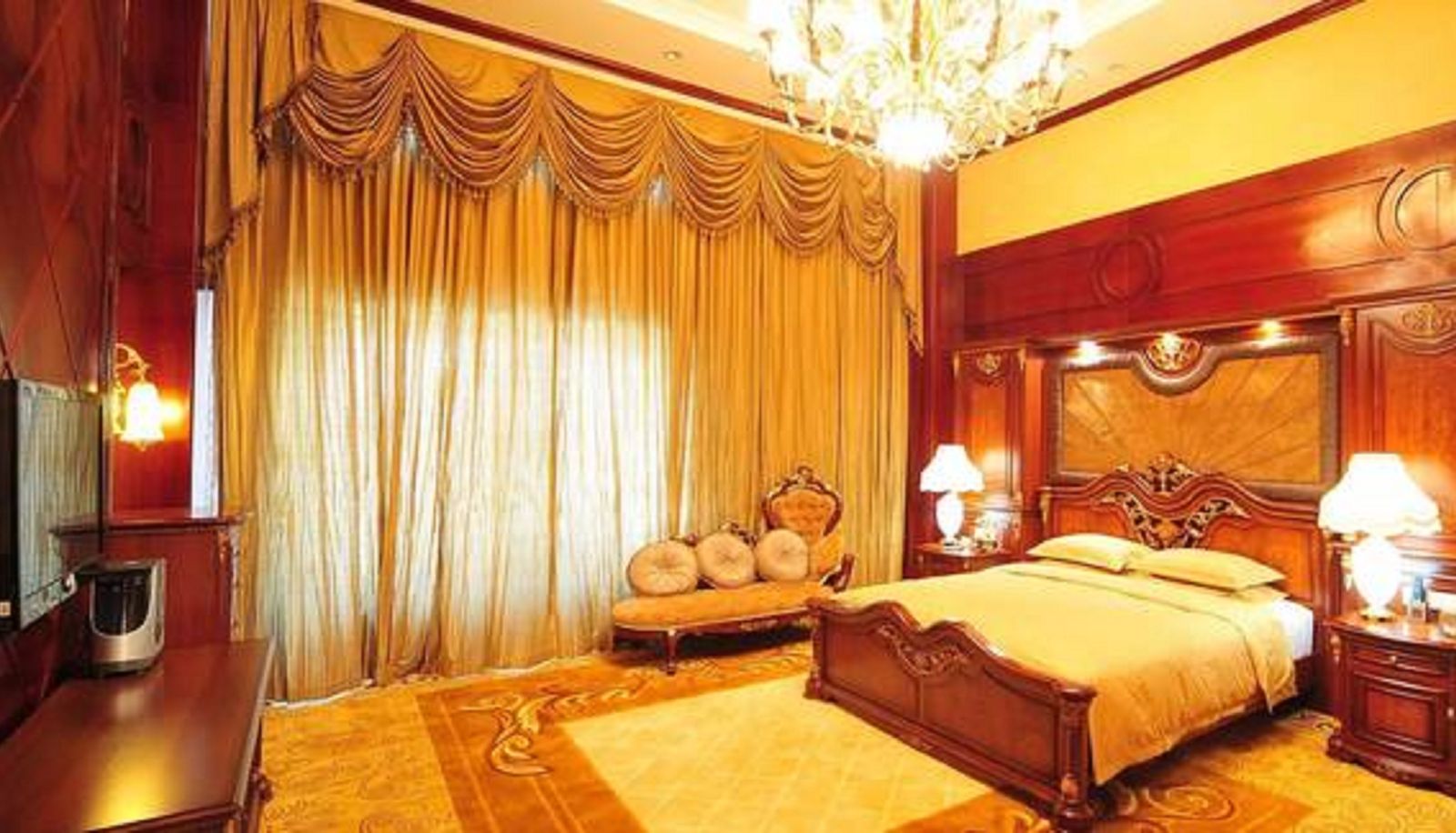 Suite - Jinshuihe International Hotel