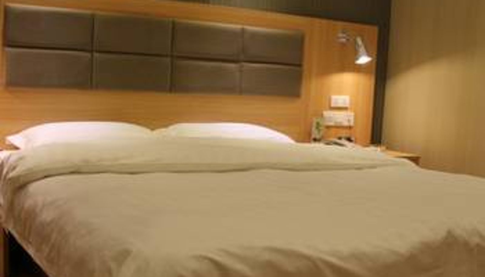 Room - 十堰郁金香精品商务宾馆