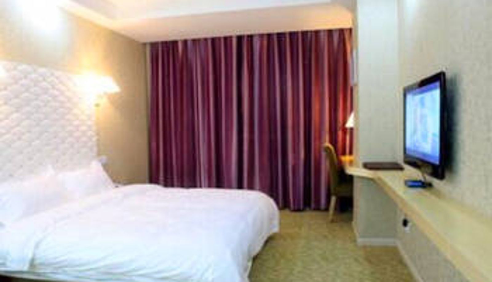 Room - Meinaya Business Hotel