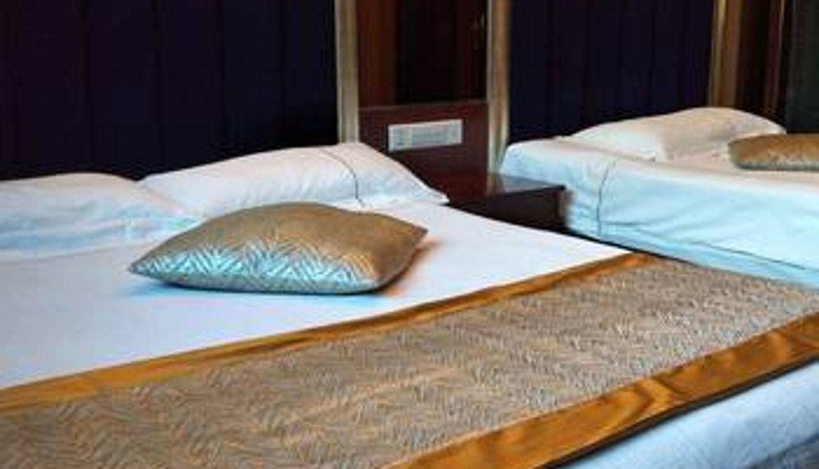 Room - Dream South Hotel (Railway Station Store)