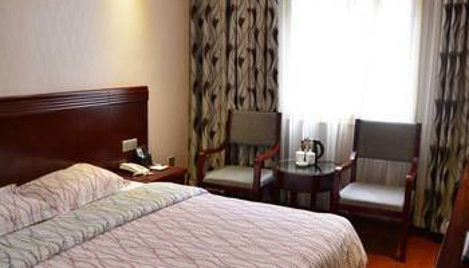 Room - Pudding Hotel (Kunming Jinma Bijifang Kunhua Hospital Store)