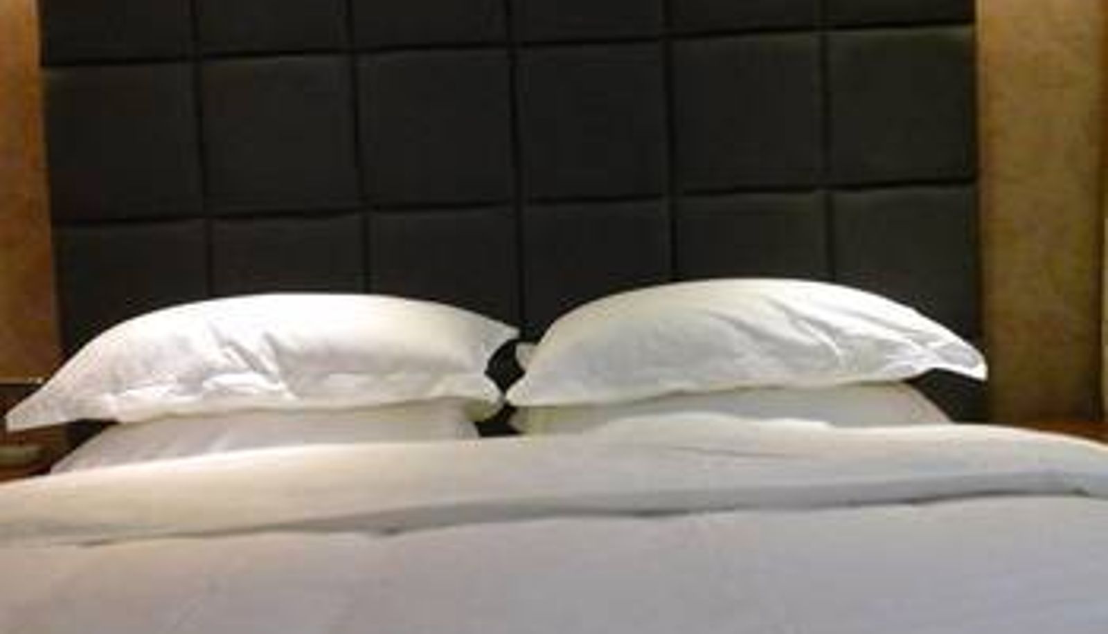 Zimmer - New Phoenix Hotel