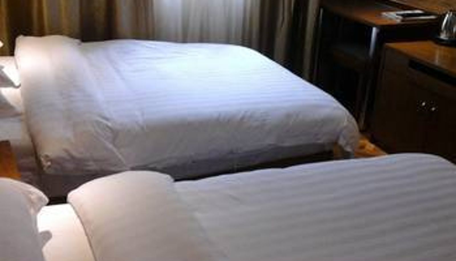 Zimmer - New Phoenix Hotel