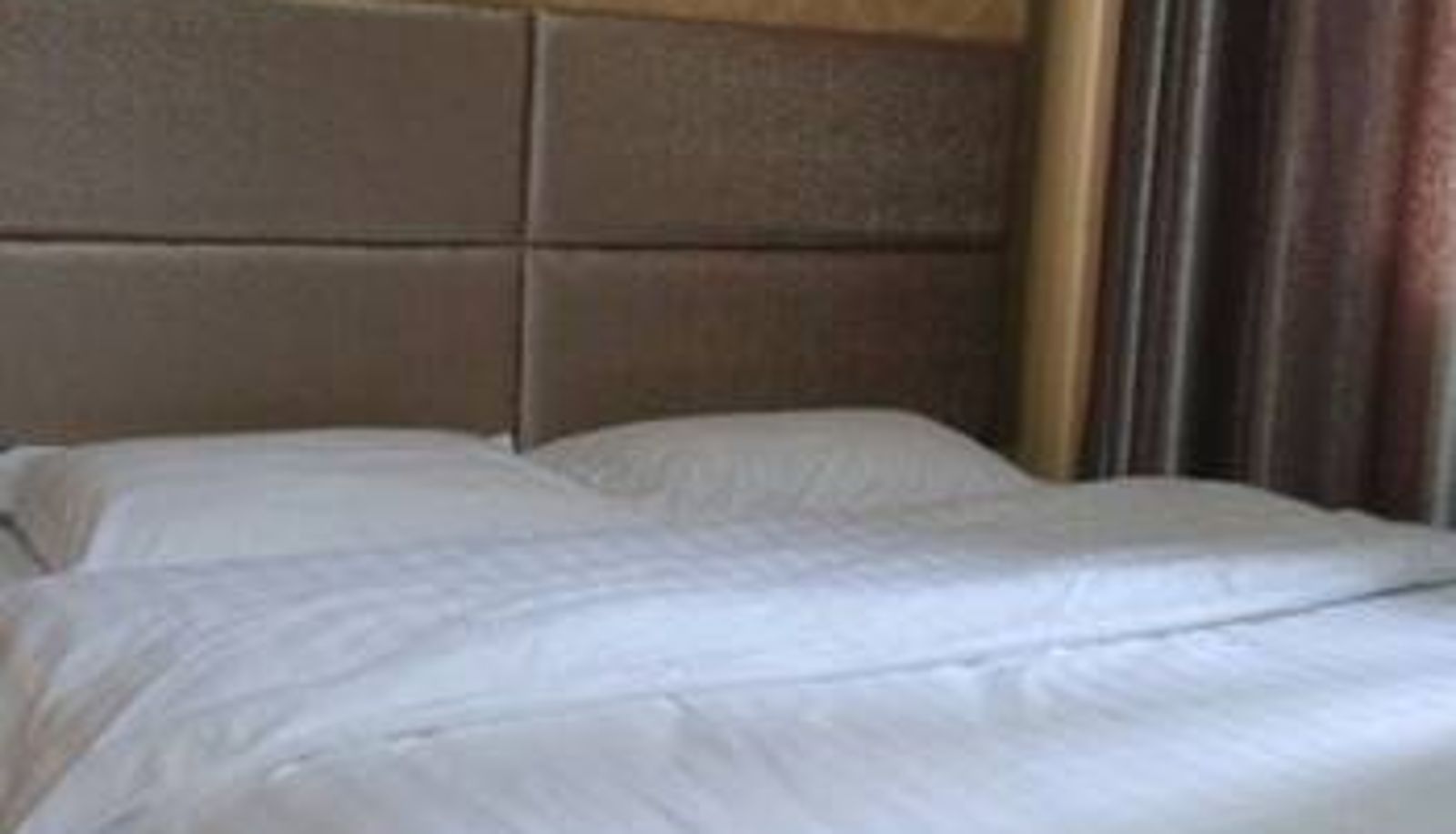 Zimmer - Guangyuan Business Hotel (Xinyang Railway Station Store)