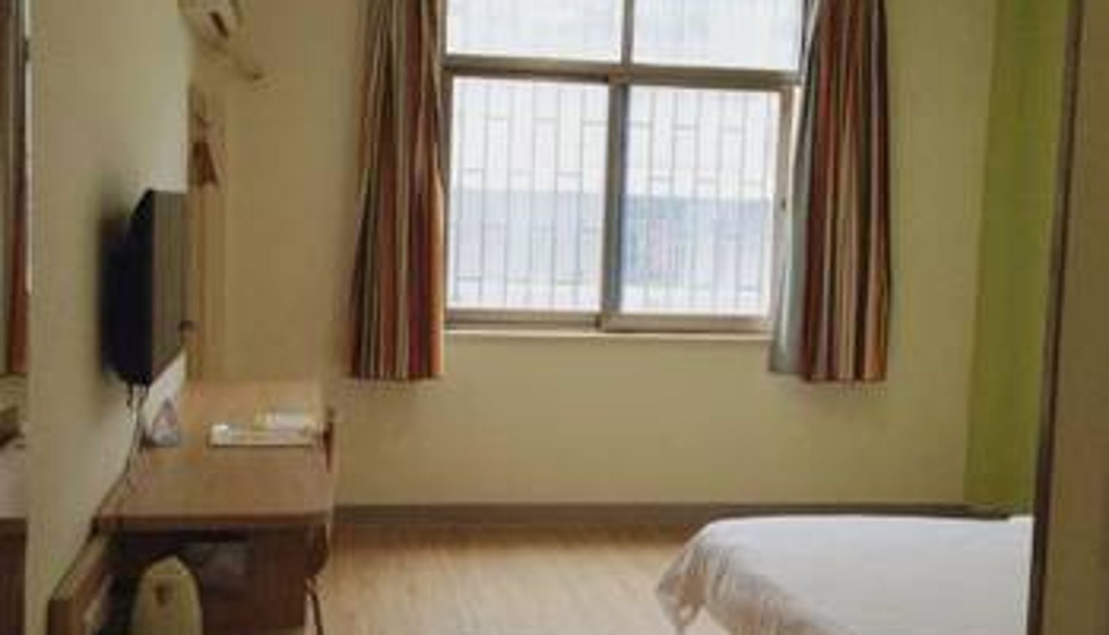 Room - 7 Days Hotel (Chenzhou Bubu Gaoxin Tiandi Yuhou Street Store)