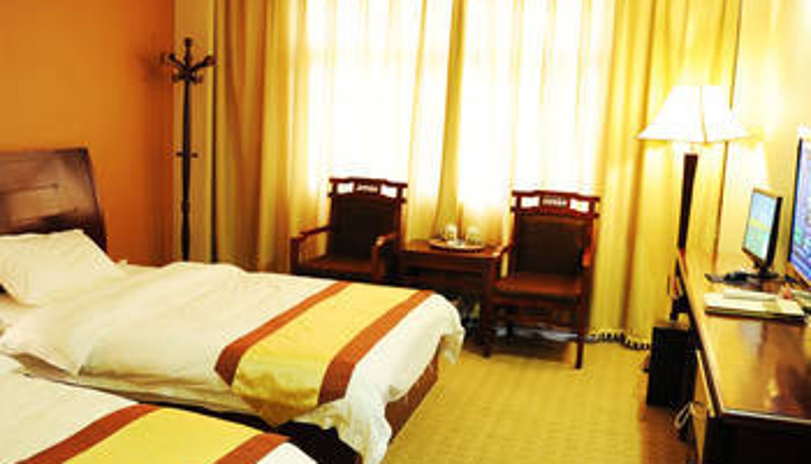 Zimmer - Emperor Dynasty Hotel