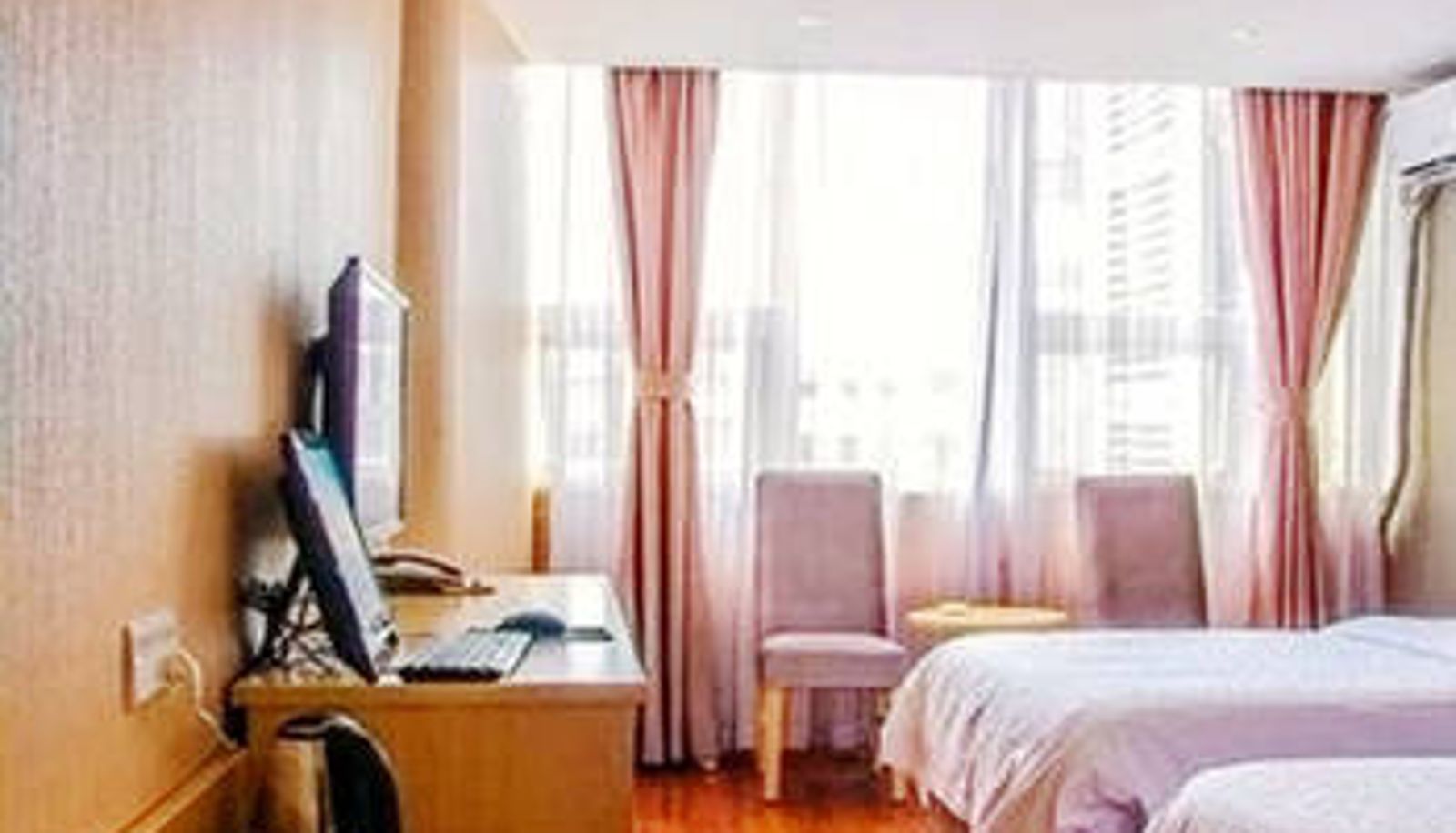 Room - Jiutian Hotel (Daguanlou Branch)
