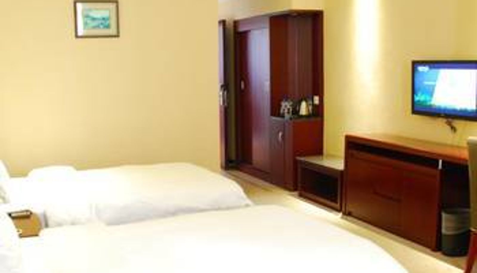 Zimmer - Lincang Hotel (South Asian Style First City Store)