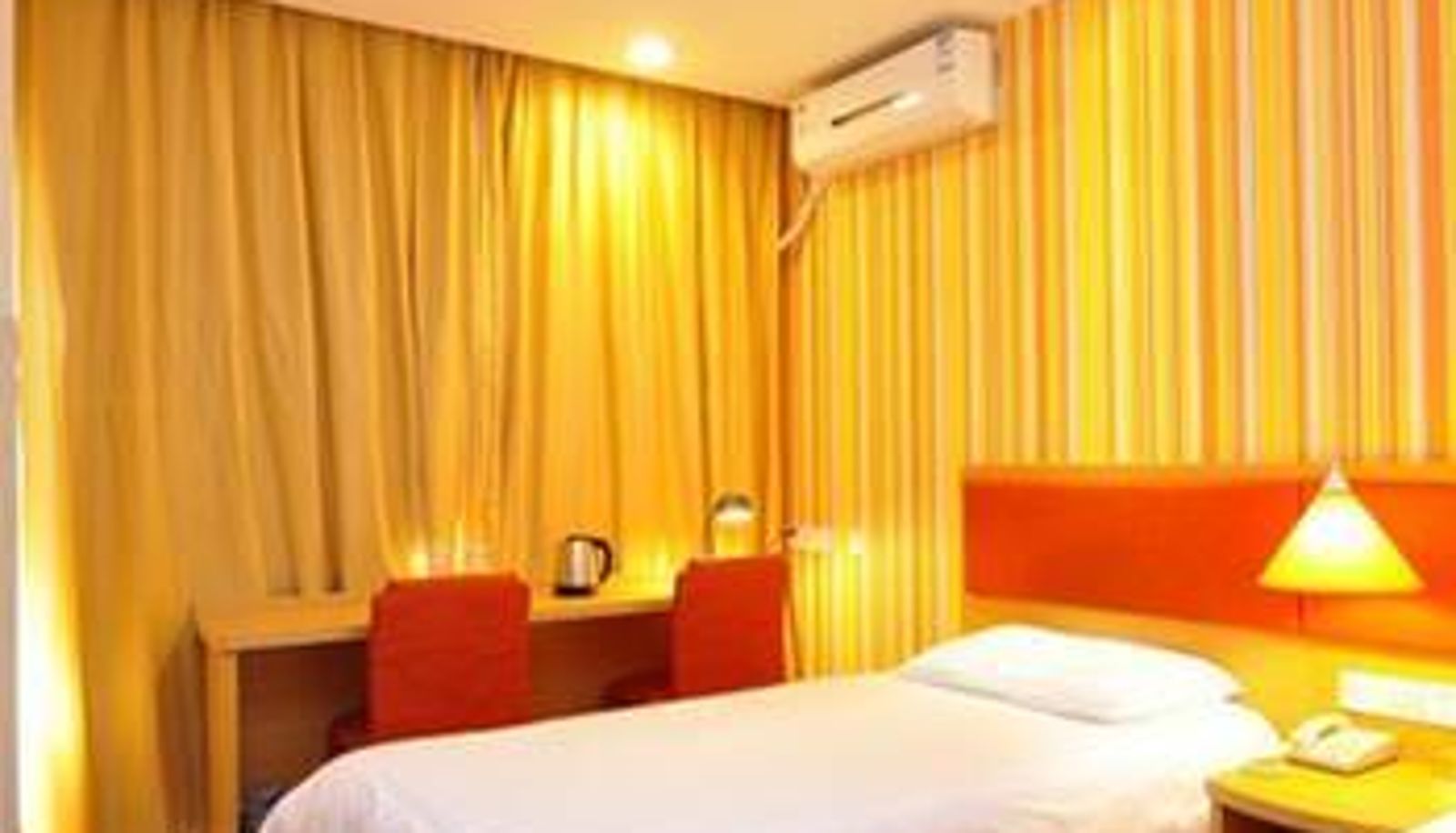 Room - Home Inn (Guanling Road Branch of Kunming International Convention and Exhibition Center)
