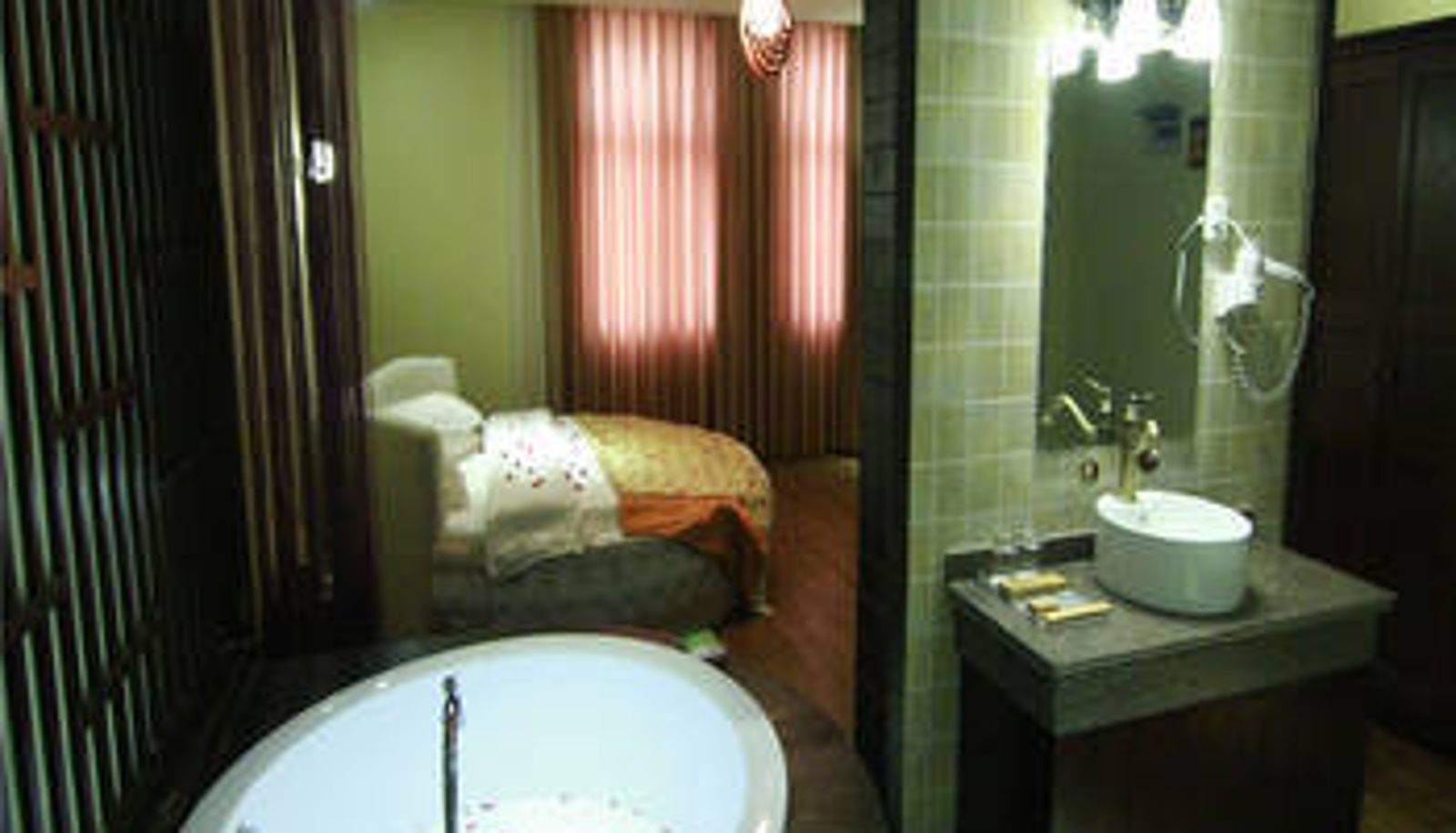 Zimmer - Binjiang Poststation E-sports Hotel