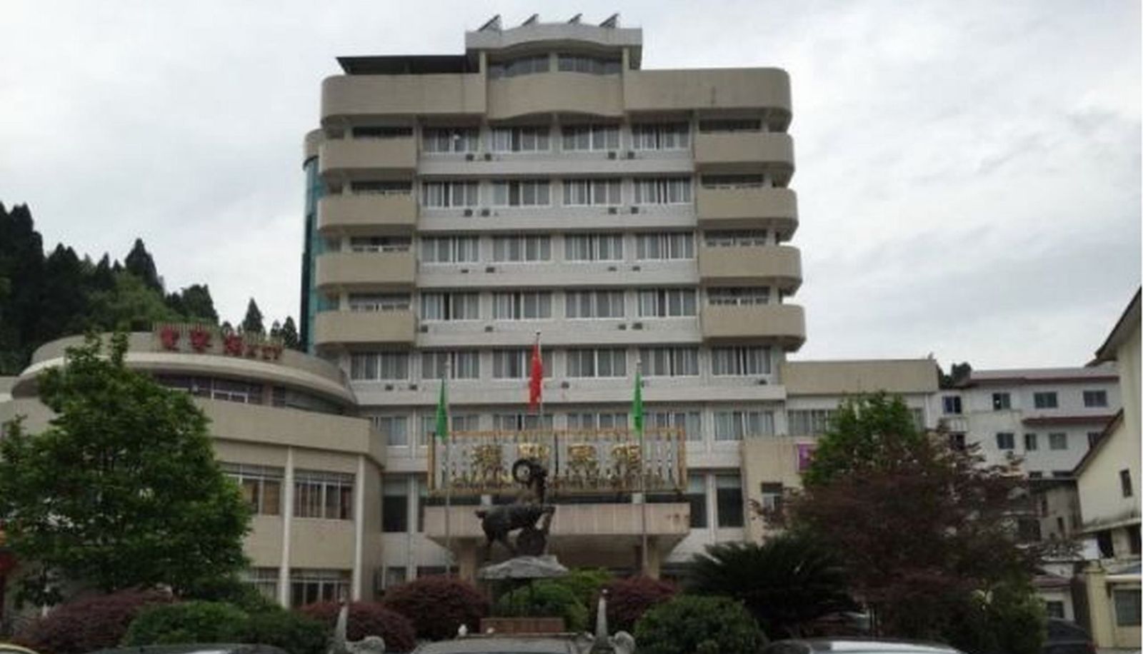 Zona exterior del hotel - Guan Yang Hotel