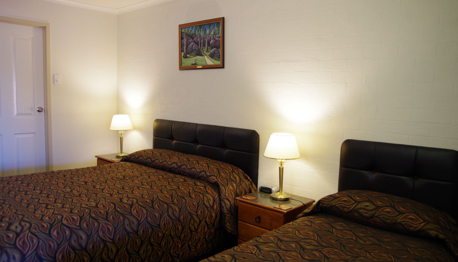 Información - Stannum Lodge Motor Inn