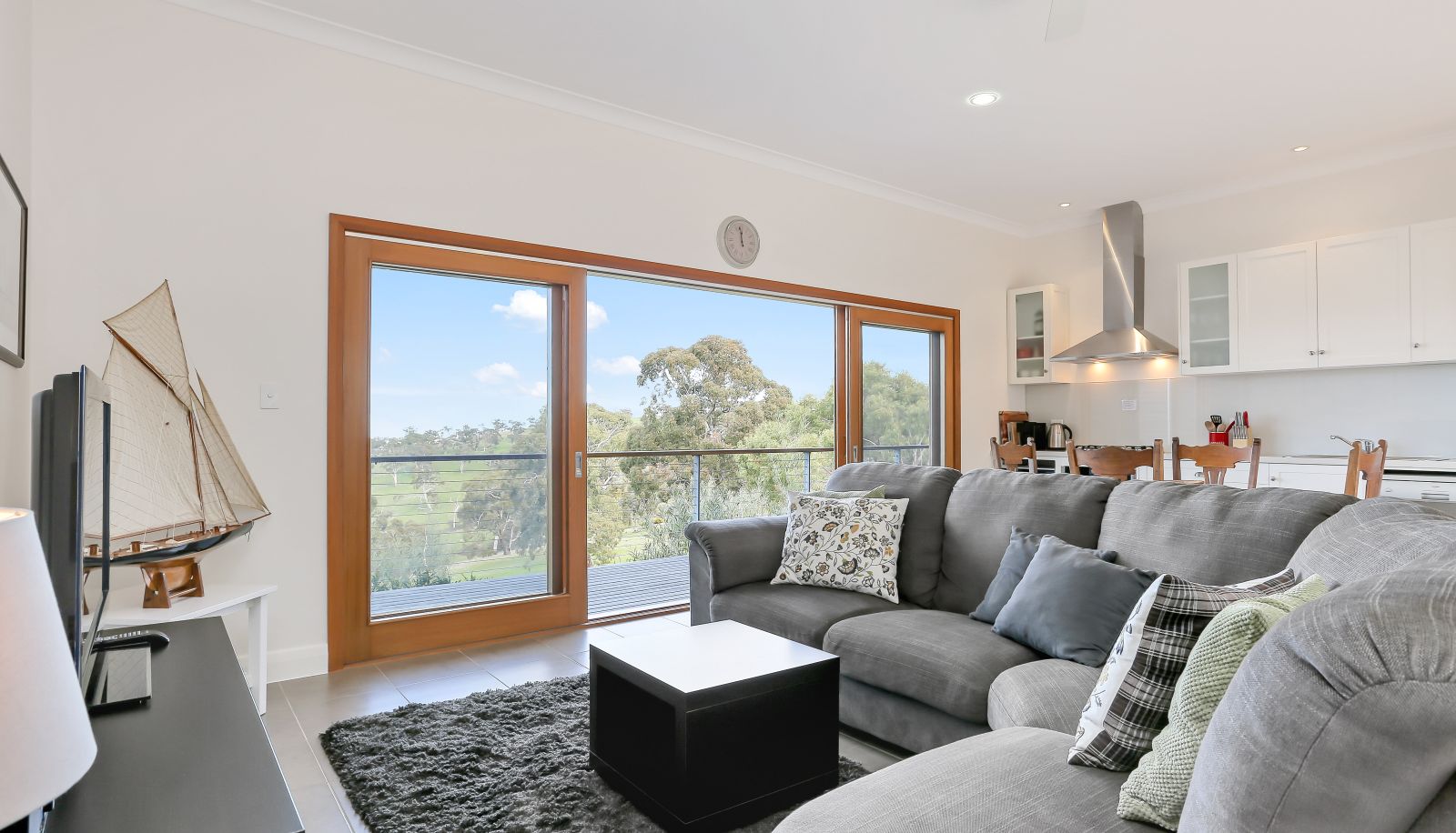 Apartment - Seascape Retreat (Close)