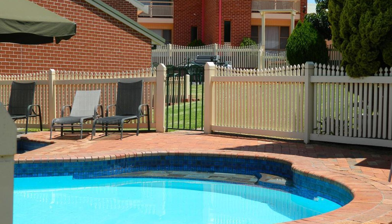 Info - Roseville Apartments Tamworth