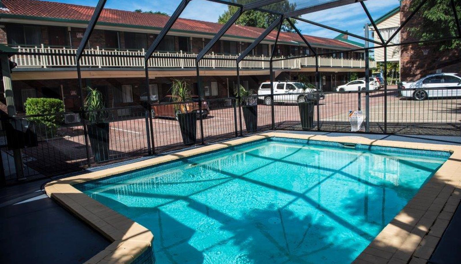 Pool - Garden City Motor Inn