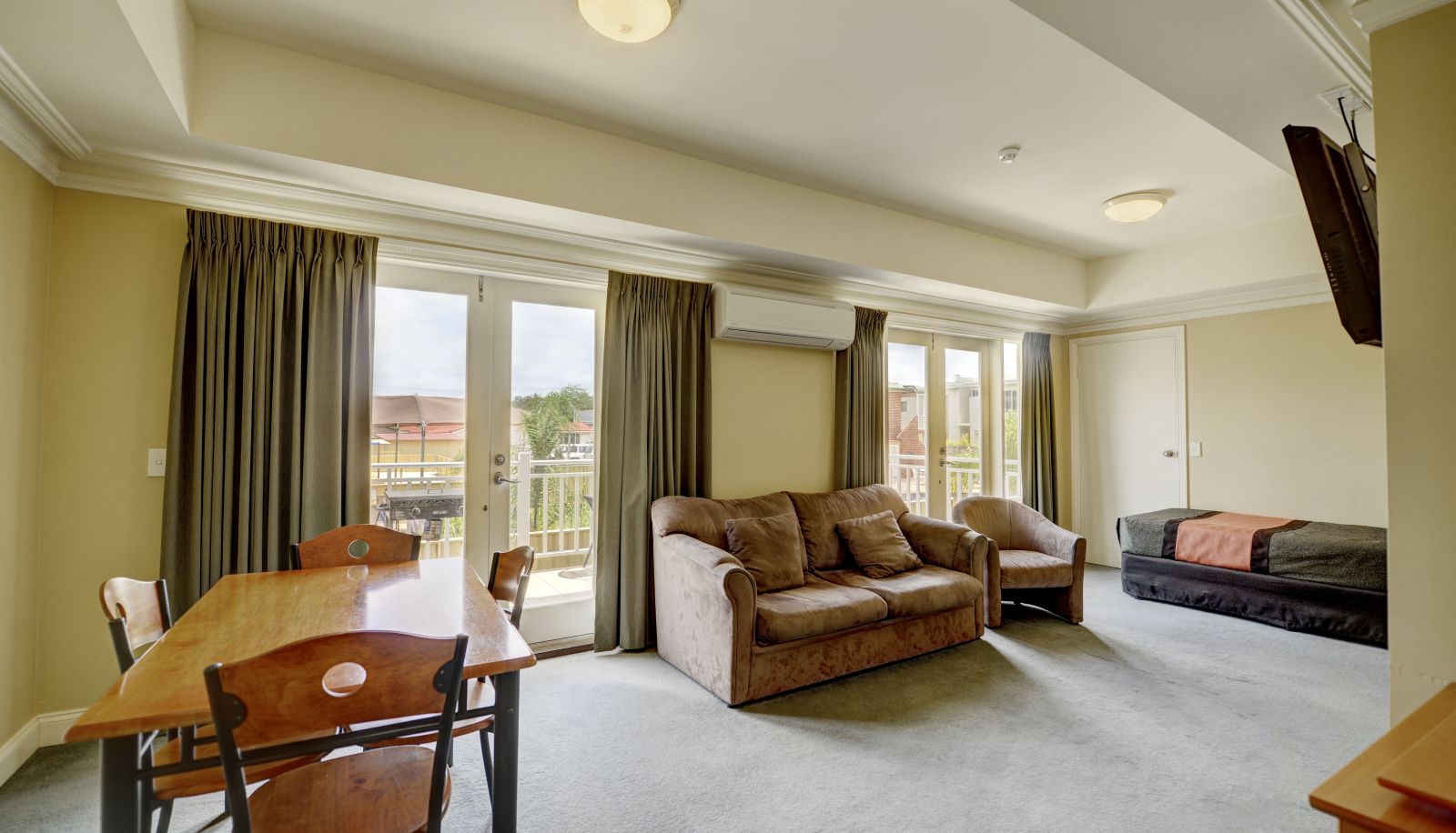 Suite - The Jetty Resort