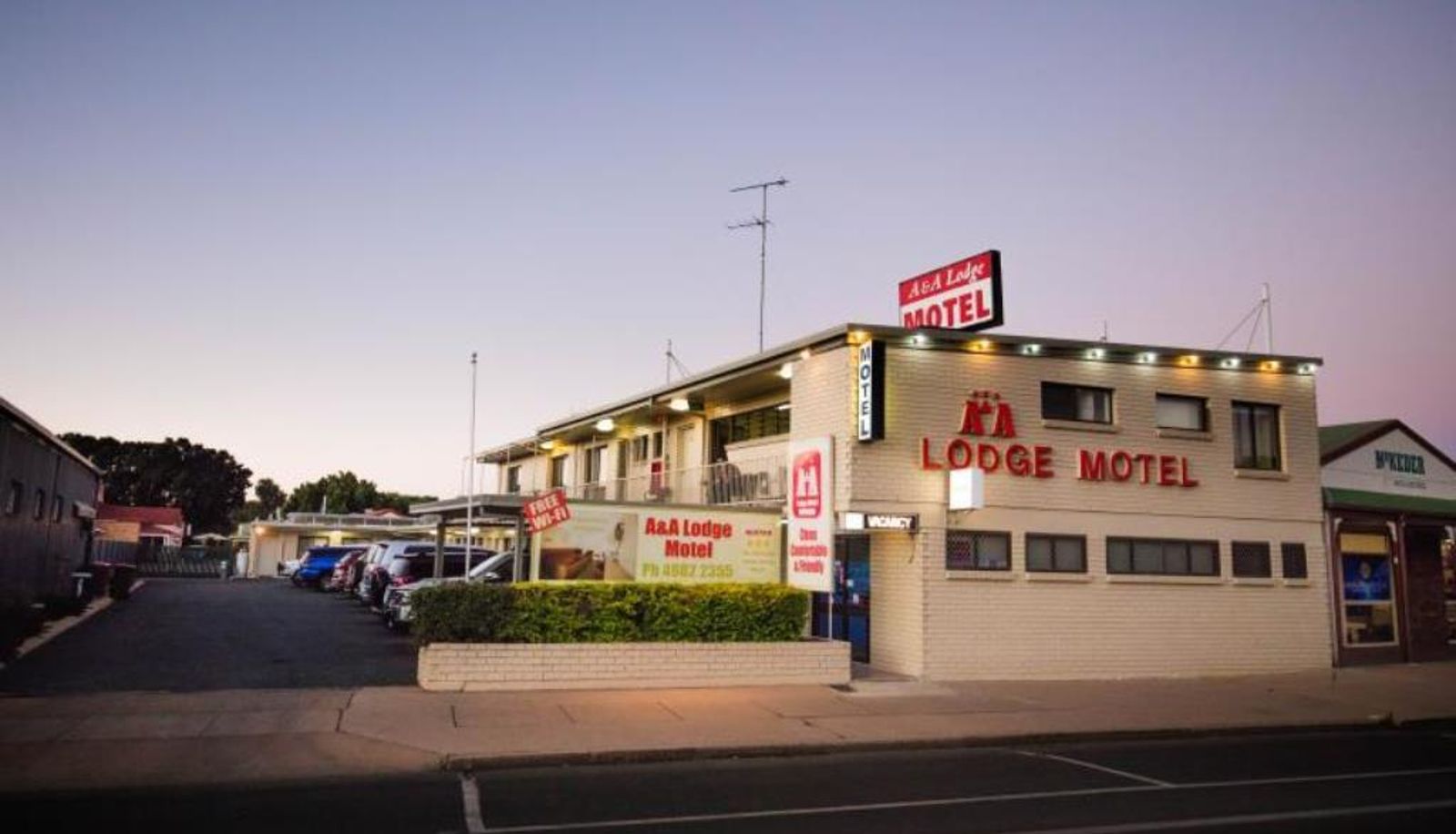 Info - A and A Lodge Motel