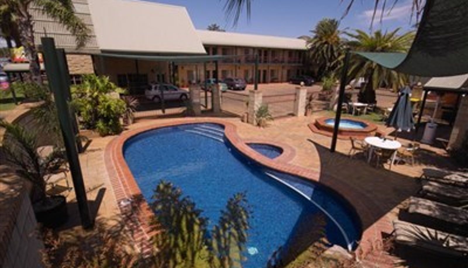 Info - Mulwala Paradise Palms Motel